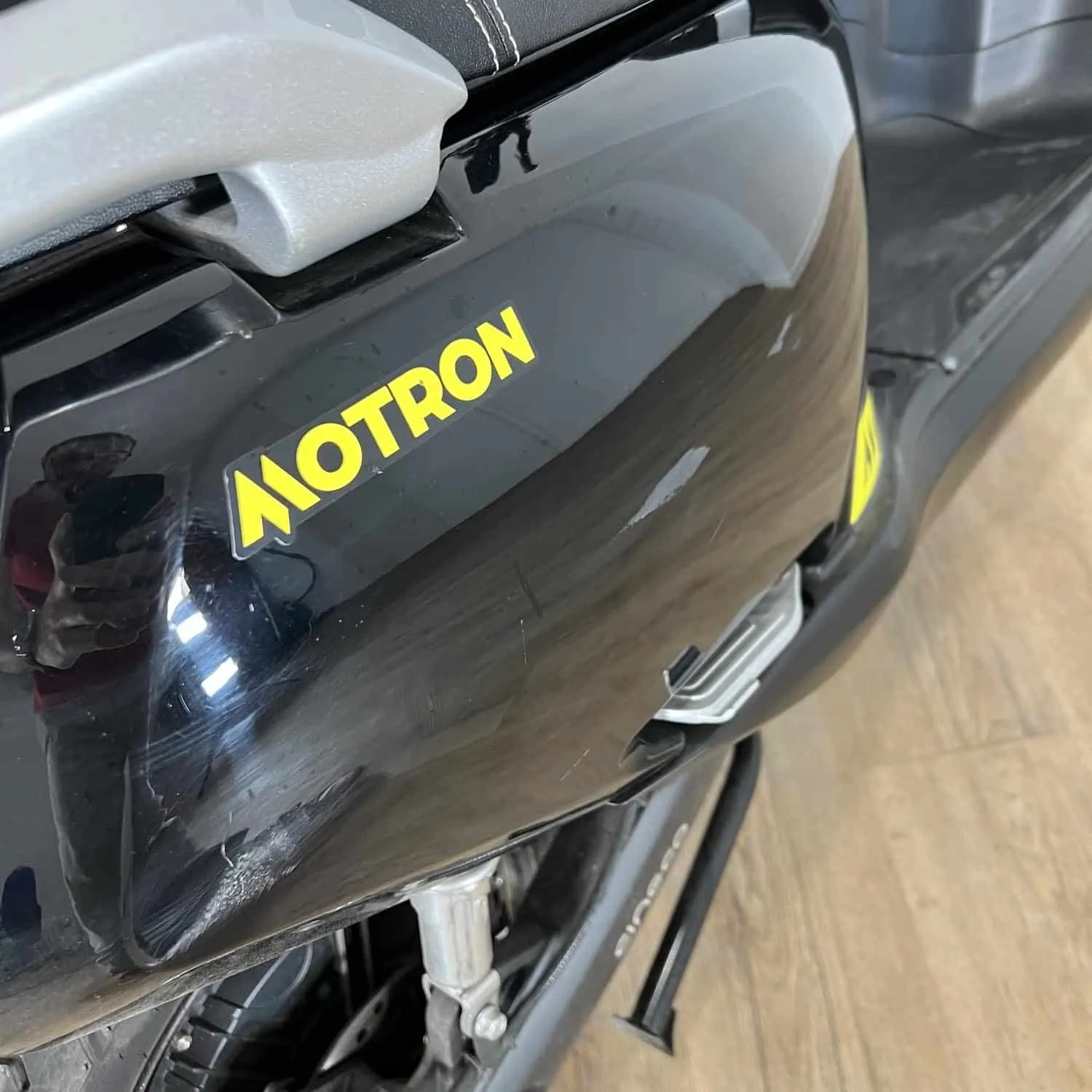 Motron Whizz Noir – Occasion 583 km – Image 8