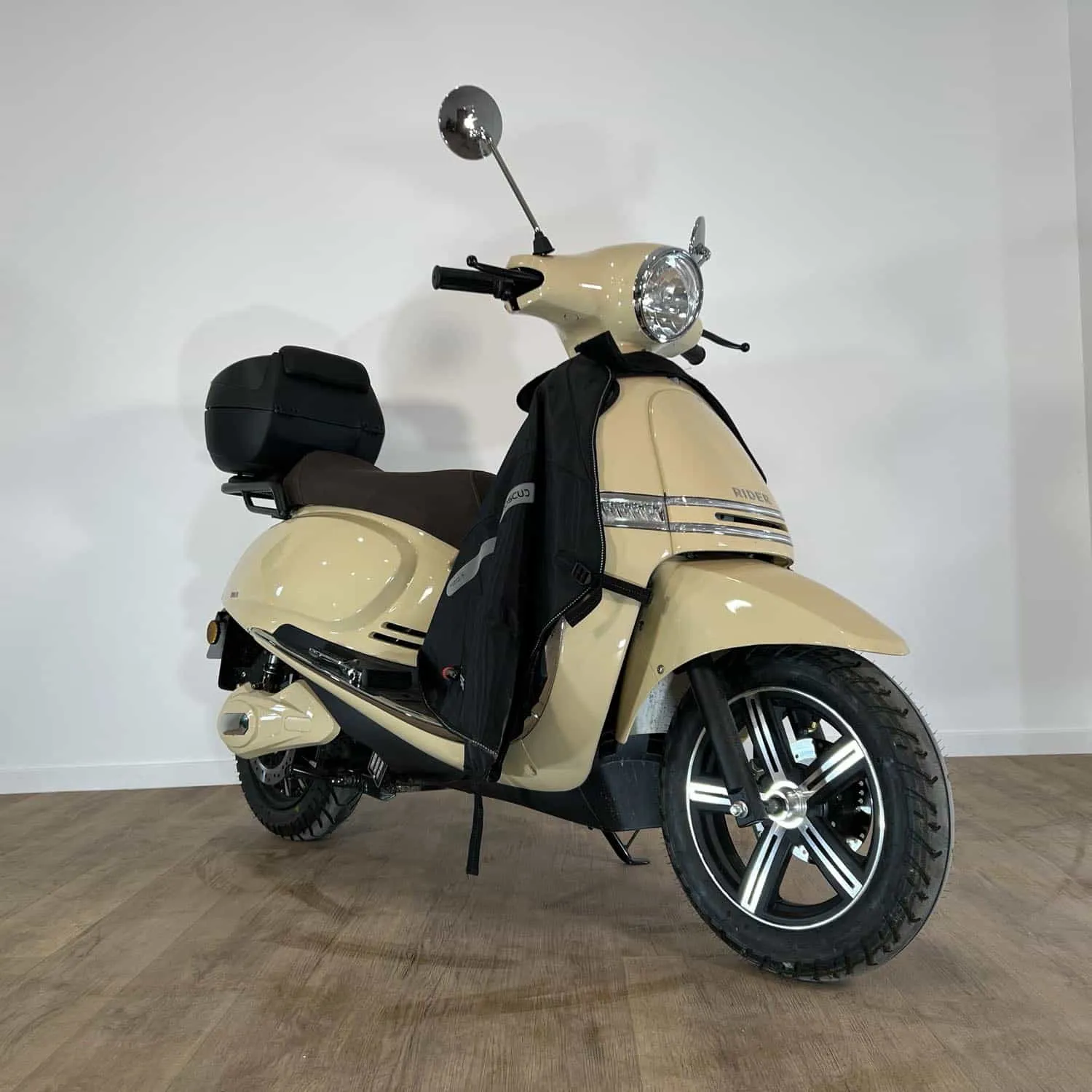 Rider 5000W Beige – Occasion 227 km