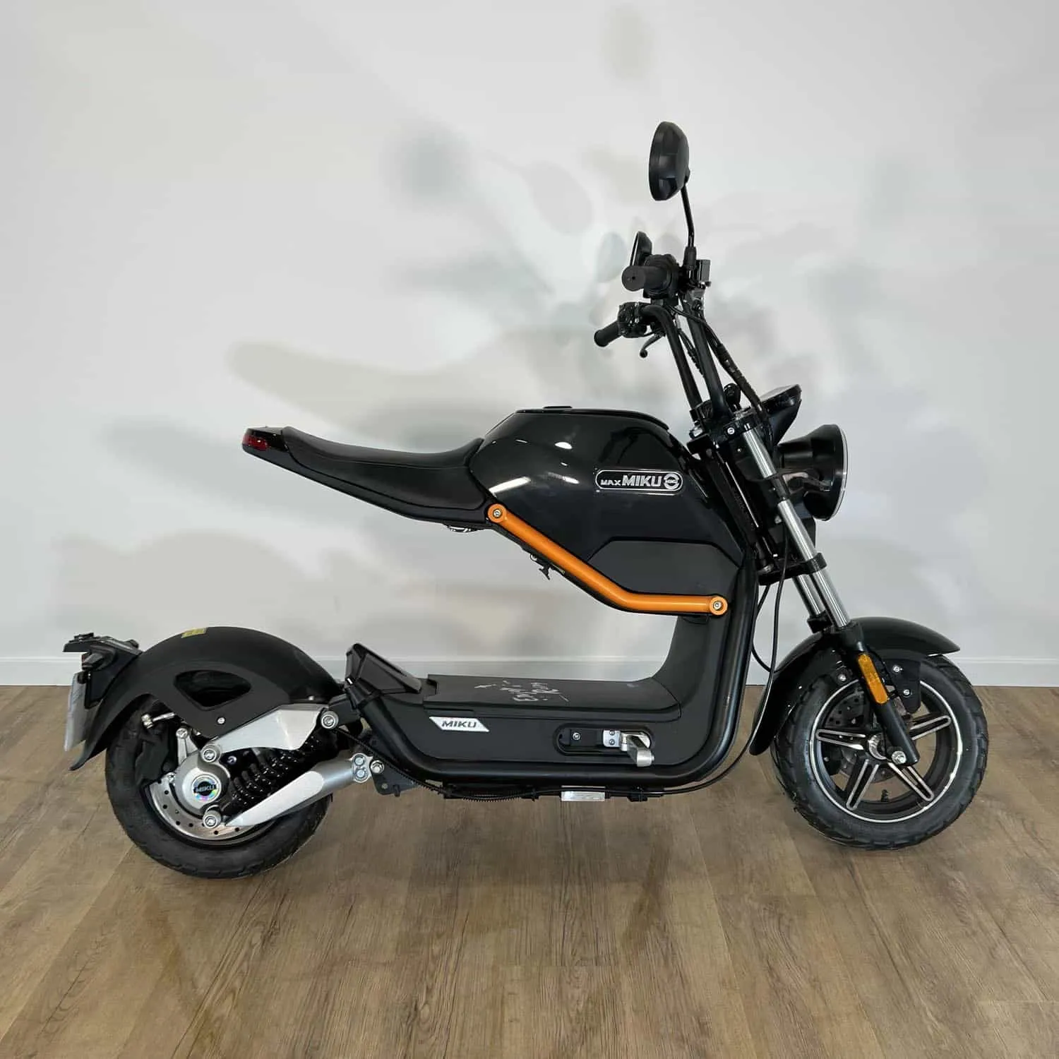 Sunra Miku Max Noir – occasion 29 km – Image 2