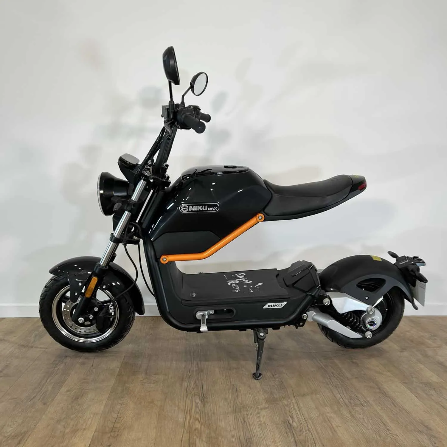 Sunra Miku Max Noir – occasion 29 km – Image 6