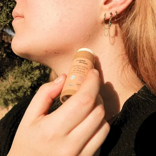Le kit qui cocotte – parfum et déodorant solide + pochette – Image 2